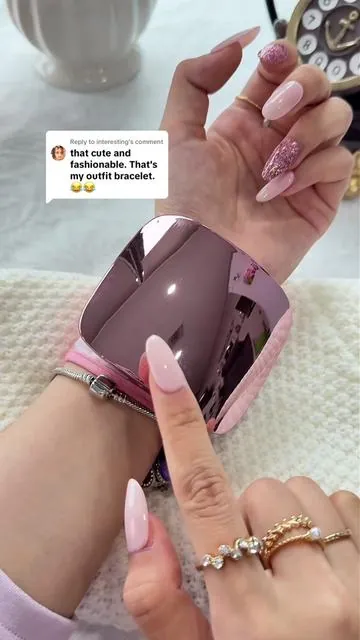 Replying to @interesting It's really sleek and it can measure blood pressure in one minute,no errors!!💕 #bloodpressuremonitor #healthy #ticktokmademebuyit #dealsforyoudays#TikTokShopSpringGlowUp