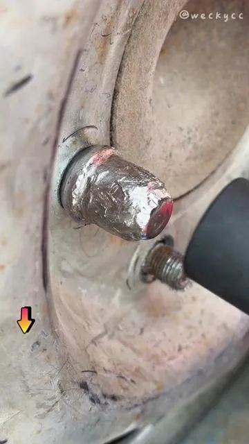 The ultimate solution for stripped screws! #strippedscrewremover #nutremovaltool #diy #TikTokHolidayHaul #TikTokShopSpringGlowUp 