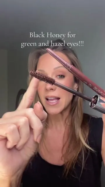 @Clinique #greeneyes #hazeleyes #blackhoney 
