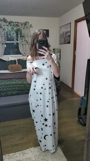 If you like to sleep naked then this nightgown is definitely for you! #nightgown #tiktokshopglowup #pajamas 