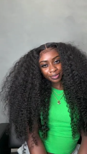 Burmese curly from @Tahikie 😍😍😍. Link in orange shopping cart! #tahikiehair #wiginfluencer #burmese #summerhair #tiannadejanee 