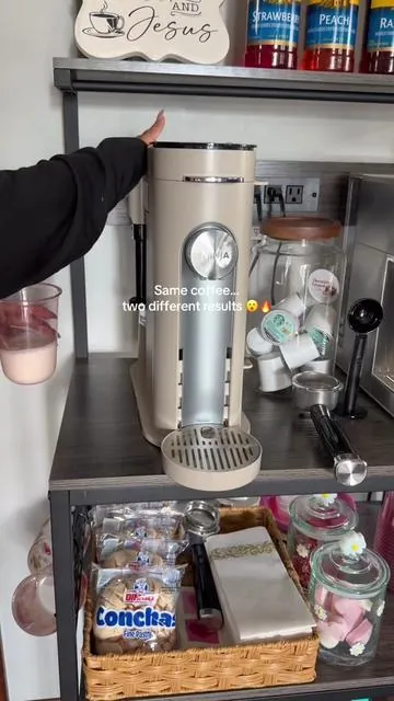 POV you upgraded your coffee setup at home ☕✨ I tested both side by side so you can actually see the difference… First cup using pods & grounds for a quick iced coffee moment (so smooth + easy) Then switching to the espresso machine for that rich, café-style shot with crema 😮‍🔥 The quality, the texture, the whole vibe… completely different but both so good depending on what you’re craving. If you’ve been debating between convenience vs espresso style… this is your sign to have both 🤭 Everything is linked so you can compare and pick what fits your routine best 🛒✨ #coffeetiktok #homecoffeebar #espressomachine #kitchenfinds #icedcoffeeathome 