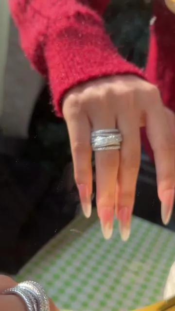 #mossanite #greenish #weddingring #promisering #giftforher 