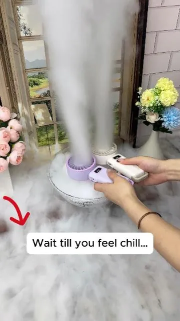 If you’ve been overheating lately, this is definitely one to keep in your bag.#diveblues #portablefan #handheldfan #turbofan #foldablefan 