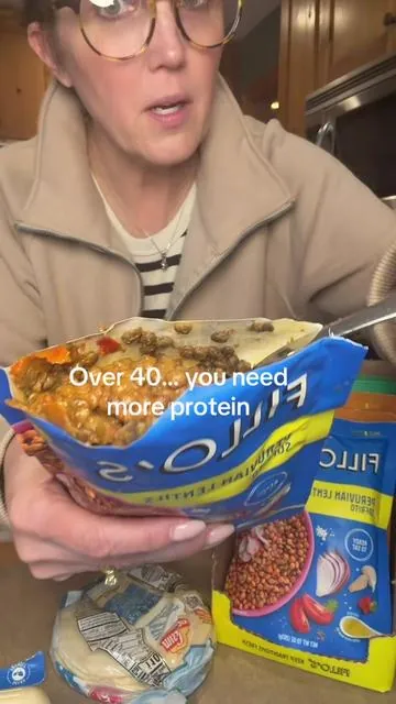 The older I get, the more I realize I need to be better about protein 😅 this has been such an easy way to add more in without overthinking it.#beans #beantok #fillos #protein #over40 
