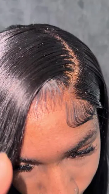 RAW UP CLOSE 😍 SAVING BABYHAIRS ALL YEAR @EBIN NEW YORK #ebin #lacemelt #meltingspray #lace #fyp 