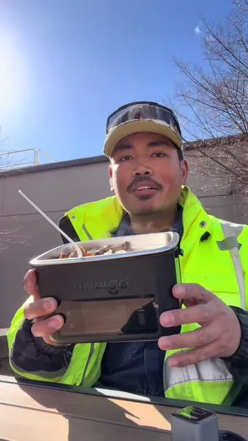 Never worry about a cold lunch again! #bluecollar #hvac #plumber #electrician #tradesman 