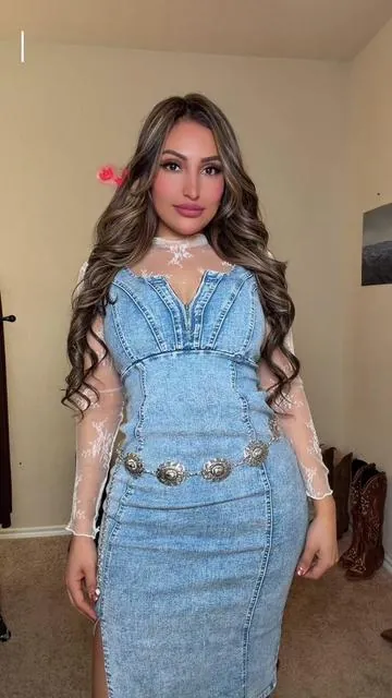 Denim dress outfit #denimoutfit #TikTokShopSparkCreator #tiktokshopspringglowup #spring 