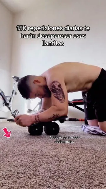 100 repeticiones diarias por 30 días con abs roller wheel workout abdominal fitness wheel te harán parecer irreconocible 👍👍#enfocate🔓#ejercicioparaabdomen#sixpackabs #motivaciongym ##absworkout 