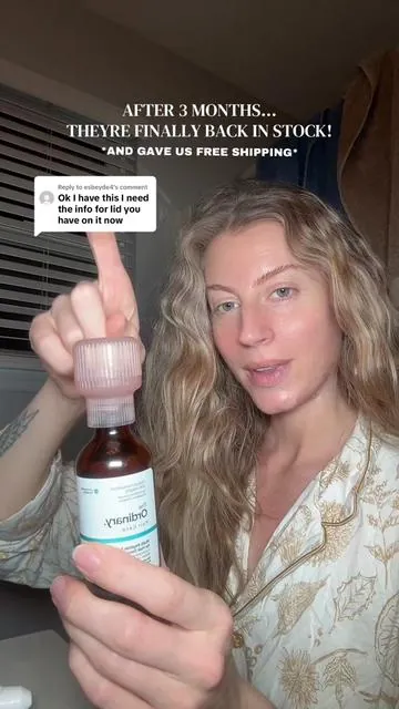 Replying to @esbeyde4 finally back!! Omg #hairserum #oilapplicator #kitsch 
