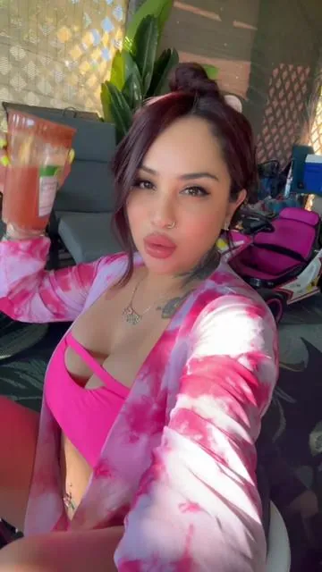😜Let’s go riding🚗💨#tiktokshopcreatorpicks #weeklydeals #springstatements #funn #car 