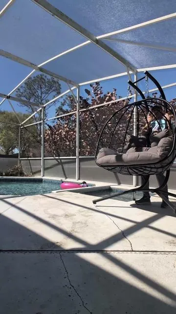 Swinging Egg Chair 2 Person 700 pound capacity . #outdoorfun #patiofurniture #tiktokshopcreatorpicks 