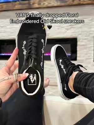 @vans old skool lace up sneakers for women 🥀🖤✨