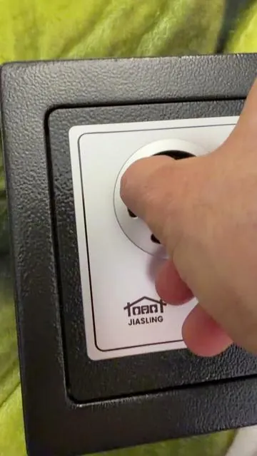 7620503169629572382