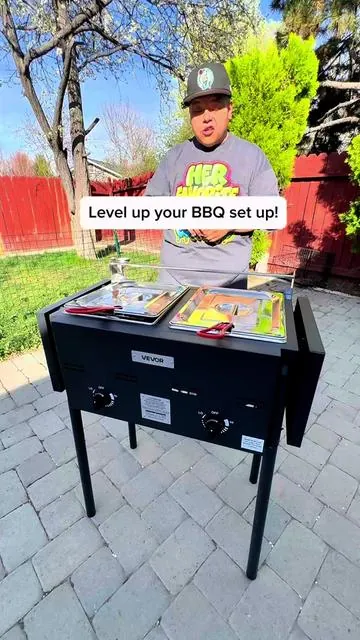 Outdoor deep fryer 🍗🍤 2 Gal Oil Pans and 2 Fry Baskets  #outdoordeepfryer #deepfryer #portabledeepfryer #greenish #TikTokShopSpringGlowUp 