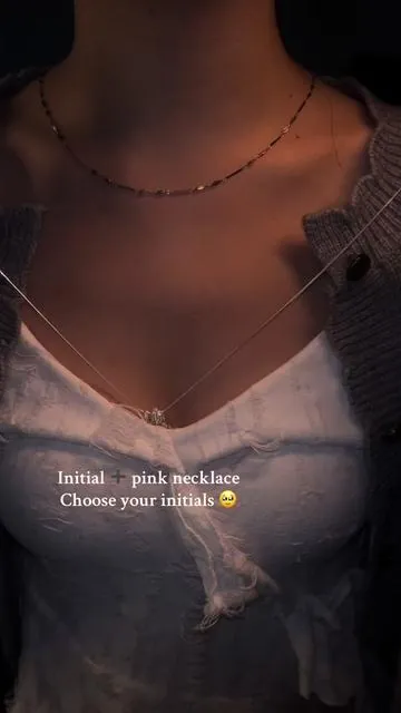 I love 🥹#loveyou #girldream #necklace #initialnecklace #initials #love #heartnecklace 