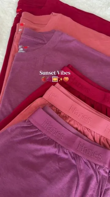 @Hanes #hanes #loungewear #loungeset #hanescomfy #pajamas 