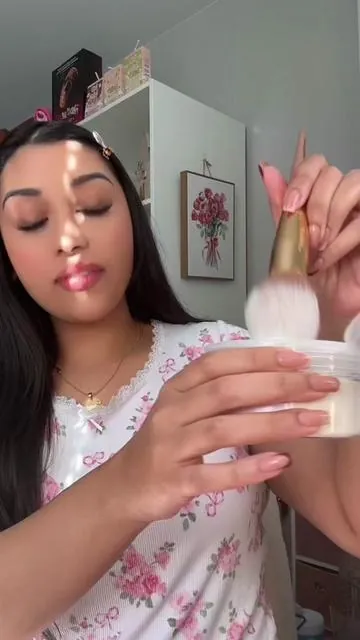 Marshmallow delight, dusting powder by @chubby star that smells like authentic marshmallow fluff! ##marshmallowdelight##dustingpowder##vanilladustingpowder##tiktokshopcreatorpicks
