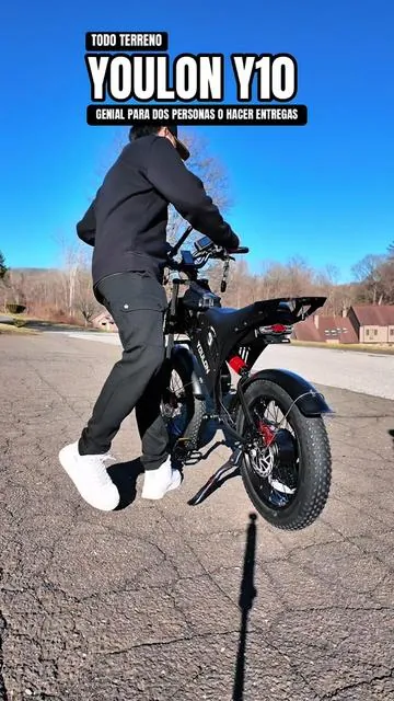 La versión de Ebike todo terreno de Youlon Y10 de 1500w puede ser conducida por dos personas, con baterías de 48v 20amp y velocidad entre 33mph  #ebike #electricbike #urbantransport #youlon #greenish 