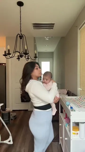 Lifesaver for new moms like me 🧼🫧@tapo.us #tapo #taporobotvacuum #Tapolife #TapoCaptureChallenge #robotvacumn 