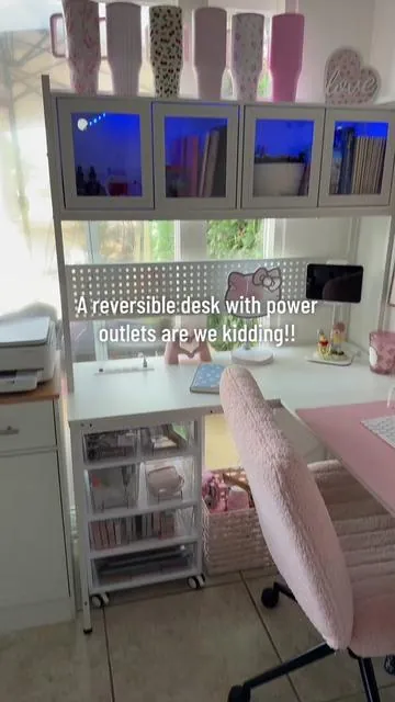 Reversible desk with power outlets and so much extra storage! ✨ ON SALE RIGHT NOW! #desk #gamingdesk #computerdesk #wfhdesk #desksetup 