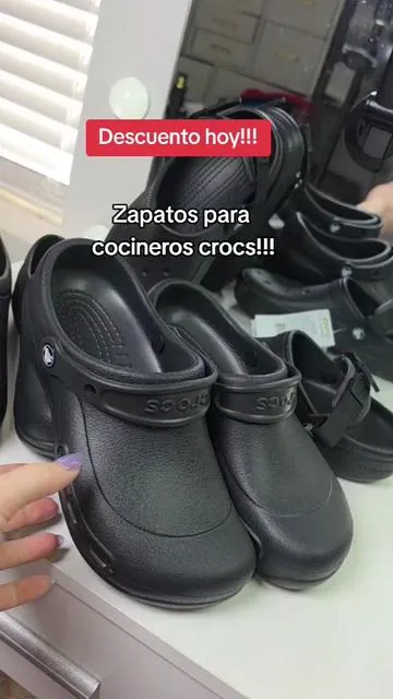 Crocs Adult Bistro Clogs Slip #TikTokShopCreatorPicks #crocs #zapatosdetrabajo 