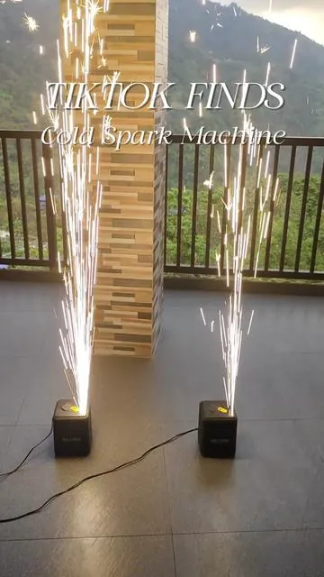 Give your event a professional spark! ✨ #coldsparkmachine #sparkmagic #weddinginspo #eventplanner #stagesetup 