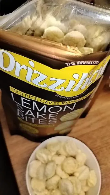 #drizzilicious #lemoncake #lemondrizzilicous @Drizzilicious #lemonpoundcake 