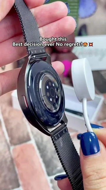 A practical smart watch for everyday life, It has sports modes, notifications and a clean design. #Smartwatch #smartwatch #utiltechnology #fitnesswatch #Technologicalgifts 