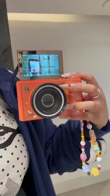 My Best gift 🎁 #digitalcamera #fypシ゚viral #cameratips #aesthetic #foryoupage #TikTokShop #camera #gaygirlsoftiktok #Gift #Tiktokshopgift #backtoschool #valentinesday #Tiktokshopstockup #TiktokShopSpringGlowUp #RefreshedLook 