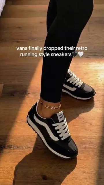 premium style 152 low top sneakers