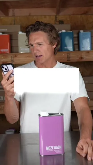 Matt is answering your product questions about how long the Mozi scents last