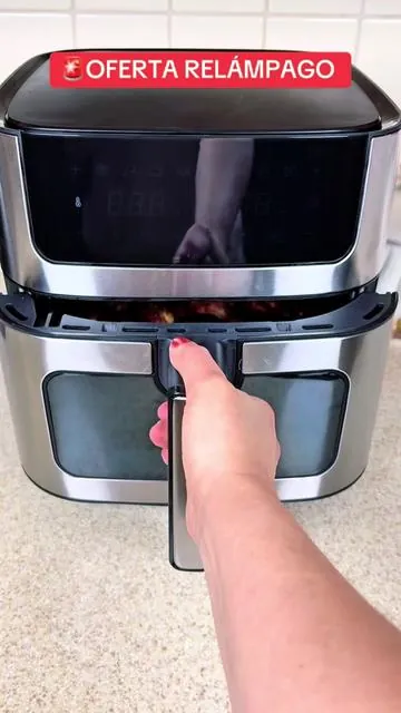 Sweetcrispy 6.34QT Air Fryer with Window 8 Food Presets 400°F Max Heat 90-Min Timer Nonstick Dishwasher-Safe Basket for Air Fry Roast Reheat Bake Stainless Steel  #airfryer #airfryerrecipes #kitchenhacks #kitchengadgets #tiktokshopcreatorpicks @Sweetcrispy Official 