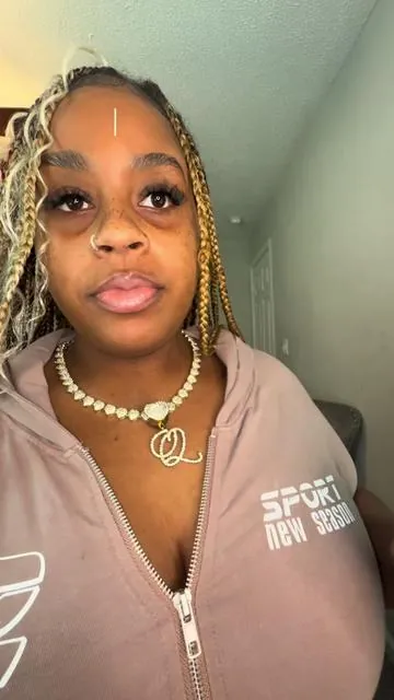 Yall wanna see the quality or nah? 👀 #vloggingcamera #fyp #tiktokmademebuyit 