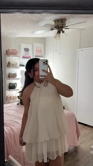 #fypシ゚viral #classydress #dresses #flowydress #fyp  