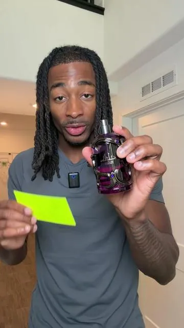 I’m convinced this is the best smelling fragrance by Lattafa 🤩 @SecretOud #lattafaperfume #lattafafragrance #menperfume #menfragrances #luxuryfragrance 