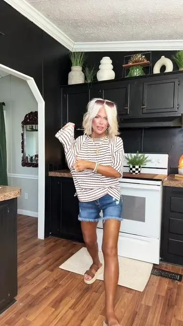 I love these striped shirts. That goes with anything. @DOKOTOO-US has never disappointed me. #shirt #shirts 