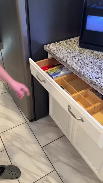 @SpaceAid drawer dividers is a must especially for your junk drawer! #drawerorganization #drawerdividers #organizedkitchen #organizeddrawer #greenish 