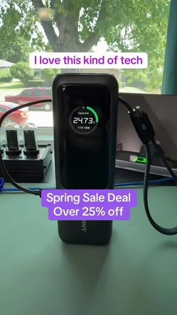 This is so cool! @AnkerOfficial @AnkershopUS #ankershop #anker #laptoppowerbank #springsale #tiktokshopspringglowup 