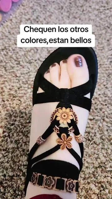 Sandalias con estilo bohemio  #sandalias #sandaliasfemininas #tiktokshopcreatorpicks #flatsandals #shoes 