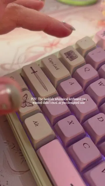 Muted sage greens, lilac purples & pinks 🧚‍♀️ w/ whimsy & bookish romantasy fairy garden magic ✨️💖. It's everything I ever wanted in a keyboard. Thank you for giving me a platform to be able to do things like this, and I hope you love yours 🥹💕. The Fae Blade F99 Pro @Aula x jesnerdingout  Wired/Wireless Leobog Flower Field Switches Hot Swappable  Mechanical Keyboard  *There's under 200 left as of posting 3/29/26, but there will be a restock dropping sometime in May ♡ #keyboards #booktok #romantasy #wfhsetup #whimsy 