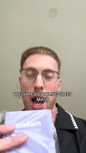 I use a sleep mask NIGHTLY #mellow #mellowsleep #sleepmask #eyemask #sleephacks 