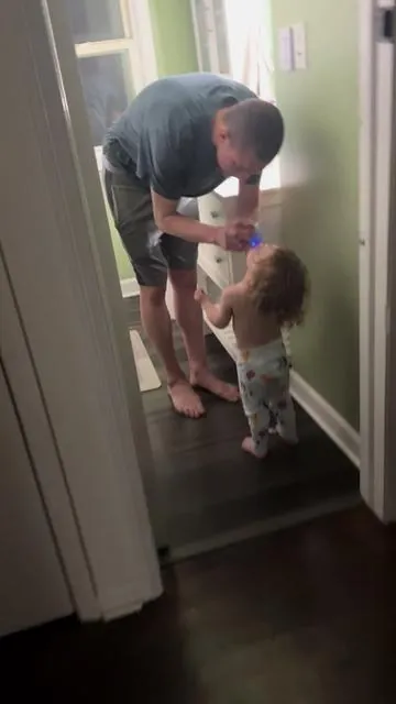 The easiest time ever! #brushyourteeth #toddlersoftiktok 