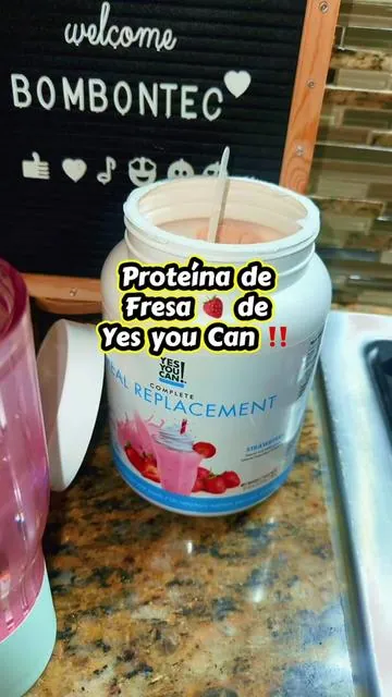 Proteína en polvo práctica para esos días en los que andas corriendo Д Con 20g de proteína, vitaminas y varios sabores disponibles. Fácil de preparar y perfecta para tu rutina diaria. #tiktokshopspringglowup #Greenish #yesyoucan #protein #tiktokshopfinds  Este producto es un suplemento alimenticio, no es un medicamento. Los resultados pueden variar según la persona. El envío y manejo del pedido está a cargo del vendedor y la plataforma.