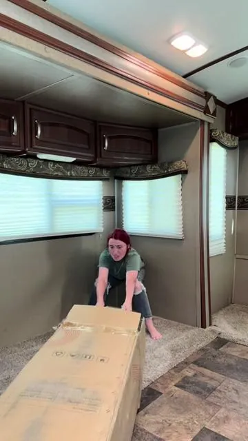 Boneless couch unboxing for our camper renovation now we just need the matching chairs for the other side of the camper 💕😬  #bonelesscouch #unboxing #review #springglowup #tiktokshopmademebuyit @OVIOS 