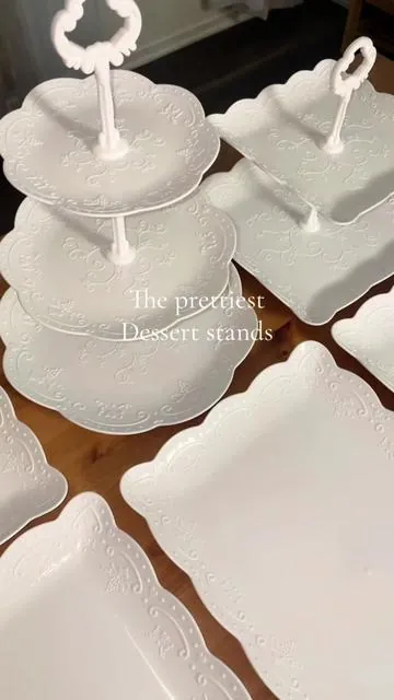 Make your dessert table look expensive without the cost #desserttable #partydecor #eventdecor #partyplanner #desserts 
