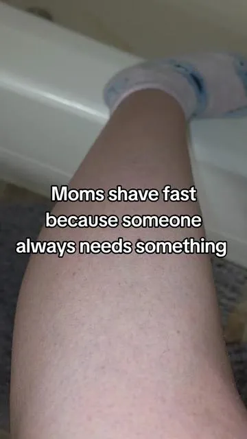 Moms can relate #razor #shaving #electricrazor 