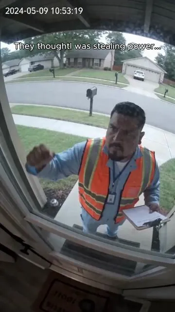 The power company actually sent someone to my house... 6g They are BIG mad about this. Completely legal tho! #savemoney #lifehacks #energybill #tiktokshop #freeshipping 