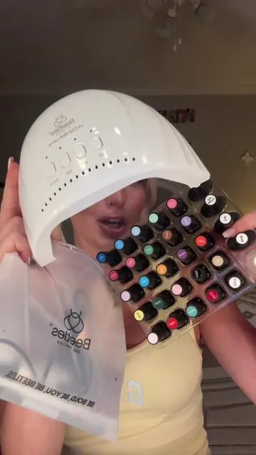 sooo we’re all doing our nails this summer?? 💅✨ #nailkit #beetlesgelpolish #diy #summernailinspo #fypシ 