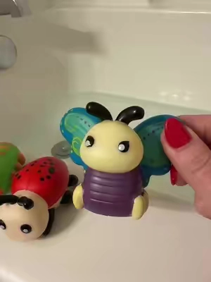 Glow bugs! So much fun for bath time. #bathtoys #bathtoy #toy 